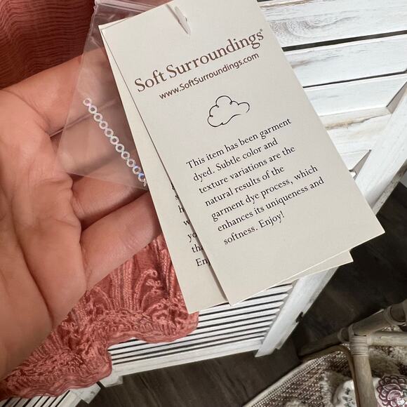 NWT SOFT SURROUNDINGS Women's L Silk Beaux Art Romantic Tunic Coral Pink - Picture 12 of 16